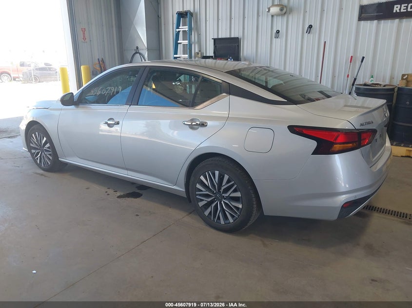 2025 Nissan Altima VIN 1N4BL4DV7SN364179 IAAI salvage auction — FRONT END, Enterprise Vehicles Clear Only (Maryland), sold $7,975 on 2026-07-30 (photo 3)