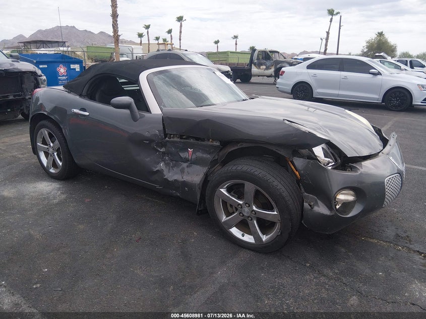 2008 Pontiac Solstice VIN 1G2MB35B18Y104005 IAAI salvage auction — RIGHT SIDE, Salvage (Nevada), sold $400 on 2026-07-31 (photo 1)