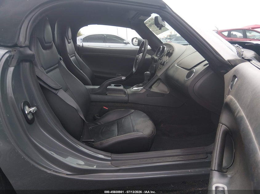 2008 Pontiac Solstice VIN 1G2MB35B18Y104005 IAAI salvage auction — RIGHT SIDE, Salvage (Nevada), sold $400 on 2026-07-31 (photo 5)
