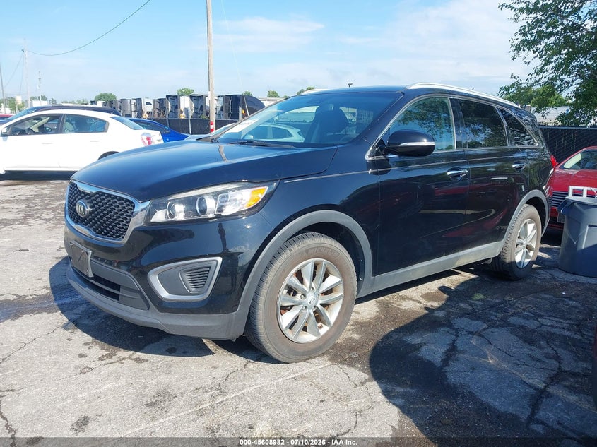 2016 Kia Sorento VIN 5XYPG4A32GG081744 IAAI salvage auction — NORMAL WEAR, Clear (Kansas), sold $825 on 2026-07-29 (photo 2)