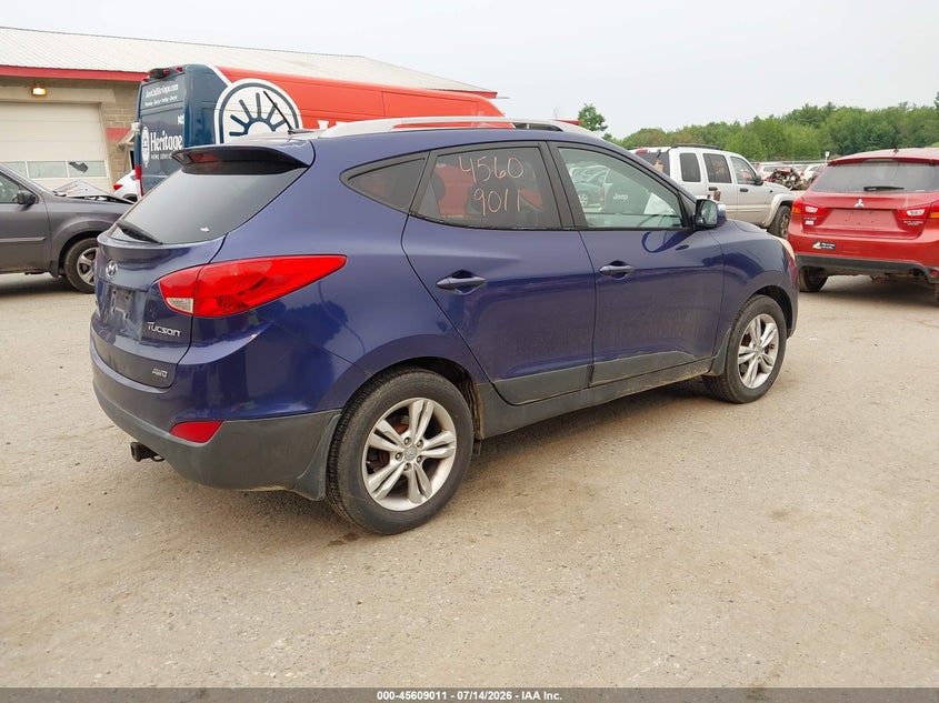 2013 Hyundai Tucson VIN KM8JUCAC4DU559130 IAAI salvage auction — NORMAL WEAR, Original (Maine), sold $1,500 on 2026-07-30 (photo 4)