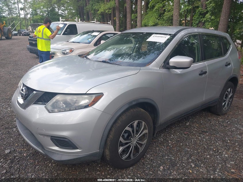 2016 Nissan Rogue VIN KNMAT2MV4GP661111 IAAI salvage auction — NORMAL WEAR, Clear (Virginia), sold $800 on 2026-07-28 (photo 2)