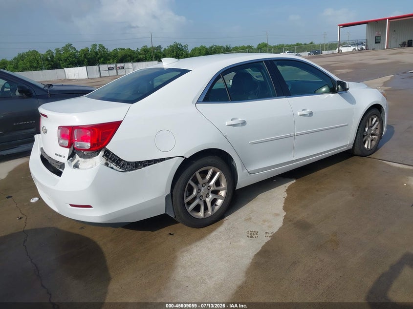 2015 Chevrolet Malibu VIN 1G11C5SL1FF234260 IAAI salvage auction — REAR END, Salvage (Texas), sold $1,550 on 2026-07-31 (photo 4)