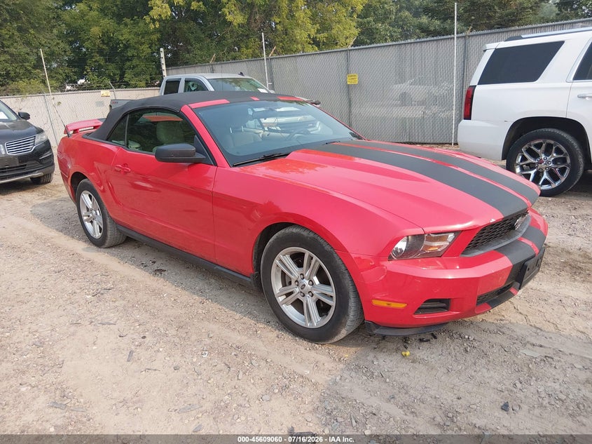 2010 Ford Mustang VIN 1ZVBP8EN5A5122281 IAAI salvage auction — SIDE, Clear (Wisconsin), sold $1,650 on 2026-07-27 (photo 1)