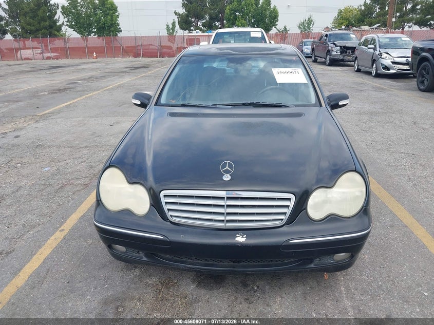 2004 Mercedes-benz C class VIN WDBRF61J54F552370 IAAI salvage auction — NORMAL WEAR, Clear - Dealer Only (California), sold $300 on 2026-08-18 (photo 6)