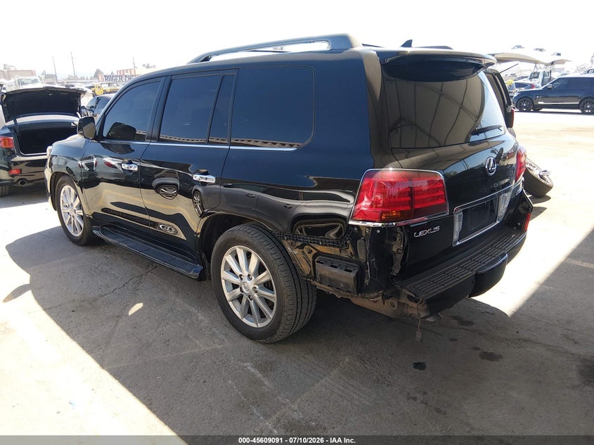2010 Lexus Lx 570 VIN JTJHY7AX5A4054305 IAAI salvage auction — SIDE, Salvage (California), sold $9,700 on 2026-08-10 (photo 3)