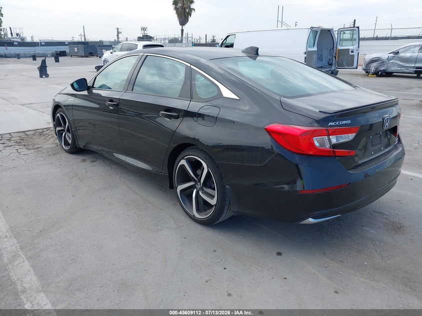 2022 Honda Accord VIN 1HGCV3F21NA026506 IAAI salvage auction — SIDE, Wait Title, sold $13,700 on 2026-08-01 (photo 3)