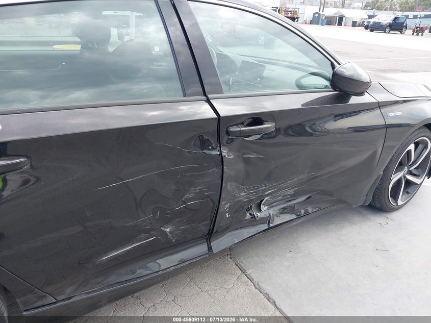 2022 Honda Accord VIN 1HGCV3F21NA026506 IAAI salvage auction — SIDE, Wait Title, sold $13,700 on 2026-08-01 (photo 6)