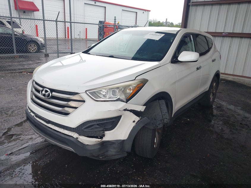 2015 Hyundai Santa fe VIN 5XYZT3LB5FG268672 IAAI salvage auction — FRONT END, Rebuildable (Florida), sold $2,000 on 2026-07-28 (photo 2)