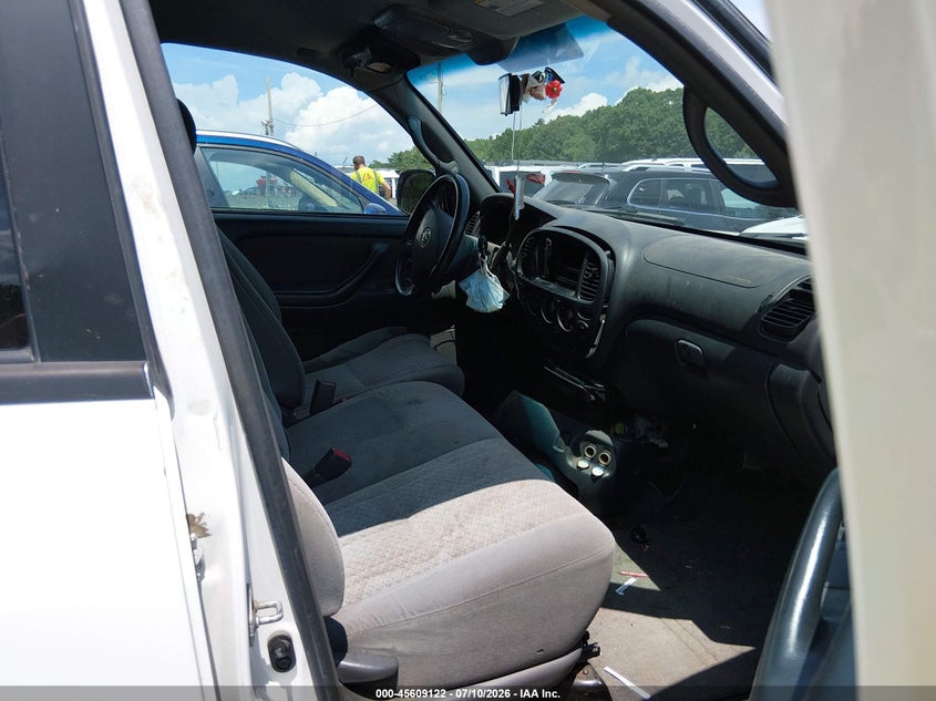 2006 Toyota Tundra VIN 5TBDT44106S554088 IAAI salvage auction — NORMAL WEAR, Clear (Massachusetts), sold $775 on 2026-07-28 (photo 5)