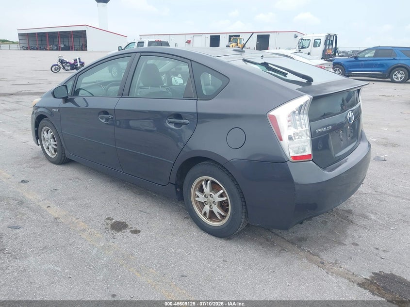 2010 Toyota Prius VIN JTDKN3DU8A1074383 IAAI salvage auction — HAIL, Regular Certificate (Iowa), sold $500 on 2026-07-28 (photo 3)