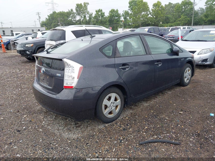 2011 Toyota Prius VIN JTDKN3DU2B0322764 IAAI salvage auction — NORMAL WEAR, Original (Ohio), sold $800 on 2026-07-30 (photo 4)