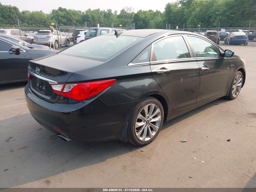 2013 Hyundai Sonata VIN 5NPEC4AC0DH522116 IAAI salvage auction — NORMAL WEAR, Clear (Connecticut), sold $500 on 2026-07-30 (photo 4)
