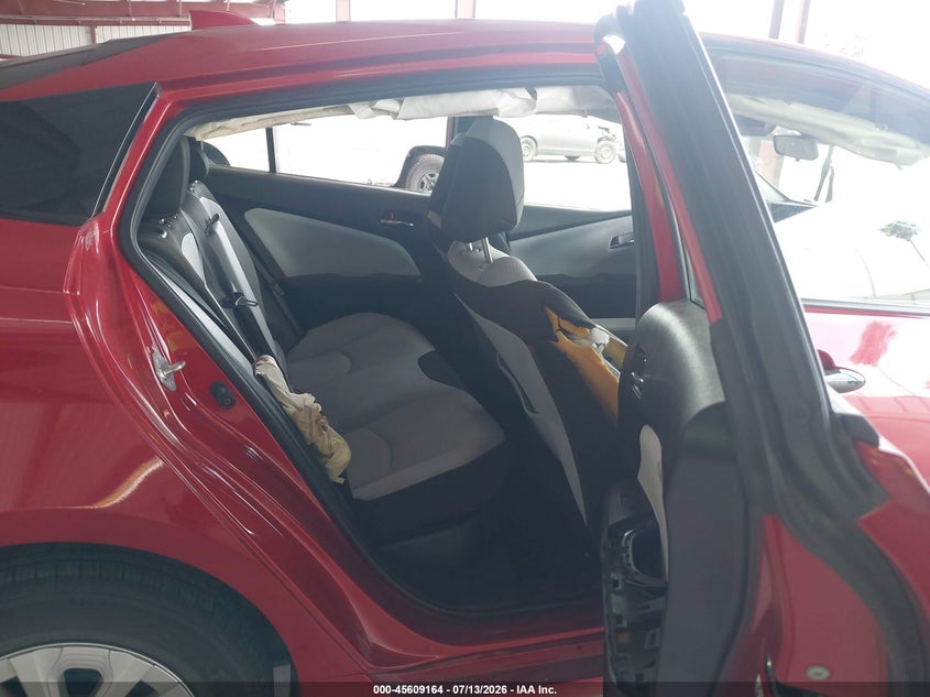 2022 Toyota Prius VIN JTDKAMFU1N3163785 IAAI salvage auction — NORMAL WEAR, Salvage (California), sold $2,975 on 2026-07-28 (photo 8)
