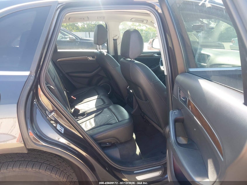 2016 Audi Q5 VIN WA1L2AFP4GA090396 IAAI salvage auction — NORMAL WEAR, Clear (Wisconsin), sold $25 on 2026-07-28 (photo 8)