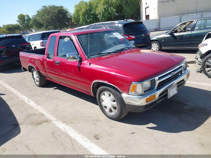1994 Toyota Pickup VIN JT4VN93G4R5041431 IAAI salvage auction — NORMAL WEAR, Clear - Dealer Only (California), sold $525 on 2026-07-28 (photo 1)