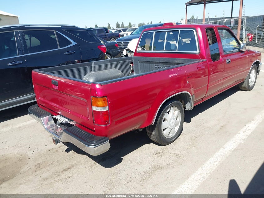 1994 Toyota Pickup VIN JT4VN93G4R5041431 IAAI salvage auction — NORMAL WEAR, Clear - Dealer Only (California), sold $525 on 2026-07-28 (photo 4)