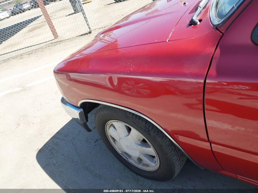1994 Toyota Pickup VIN JT4VN93G4R5041431 IAAI salvage auction — NORMAL WEAR, Clear - Dealer Only (California), sold $525 on 2026-07-28 (photo 6)