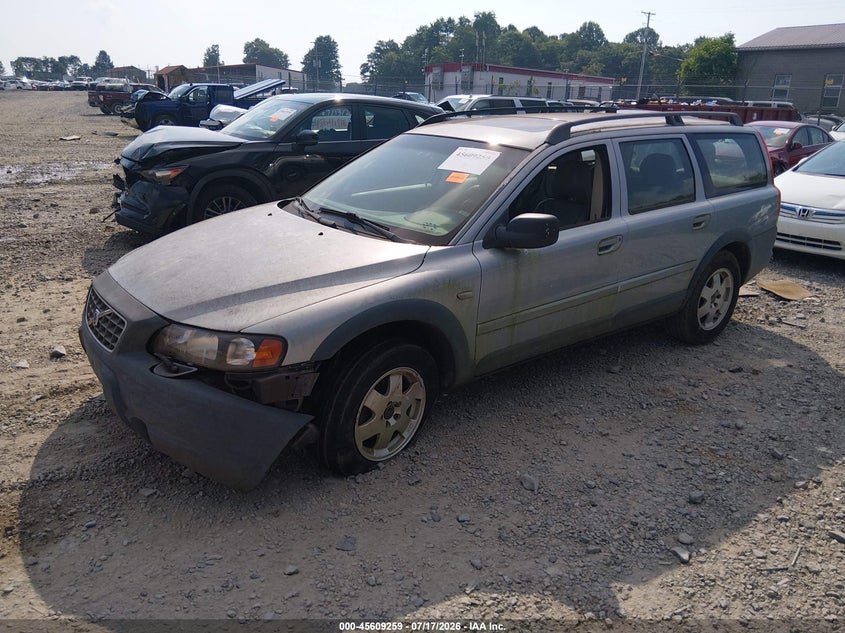 2001 Volvo V70 VIN YV1SZ58D711040617 IAAI salvage auction — NORMAL WEAR, Original (West Virginia), sold $100 on 2026-07-22 (photo 2)