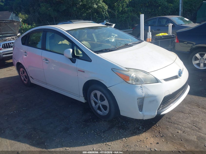 2013 Toyota Prius VIN JTDKN3DU2D5633844 IAAI salvage auction — NORMAL WEAR, Clear (North Carolina), sold $3,350 on 2026-07-16 (photo 1)