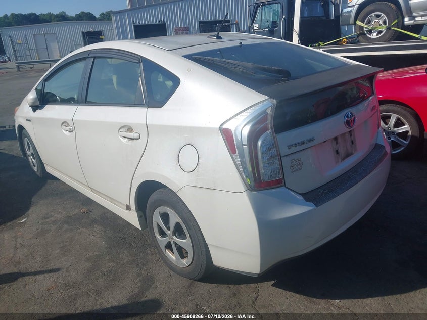 2013 Toyota Prius VIN JTDKN3DU2D5633844 IAAI salvage auction — NORMAL WEAR, Clear (North Carolina), sold $3,350 on 2026-07-16 (photo 3)