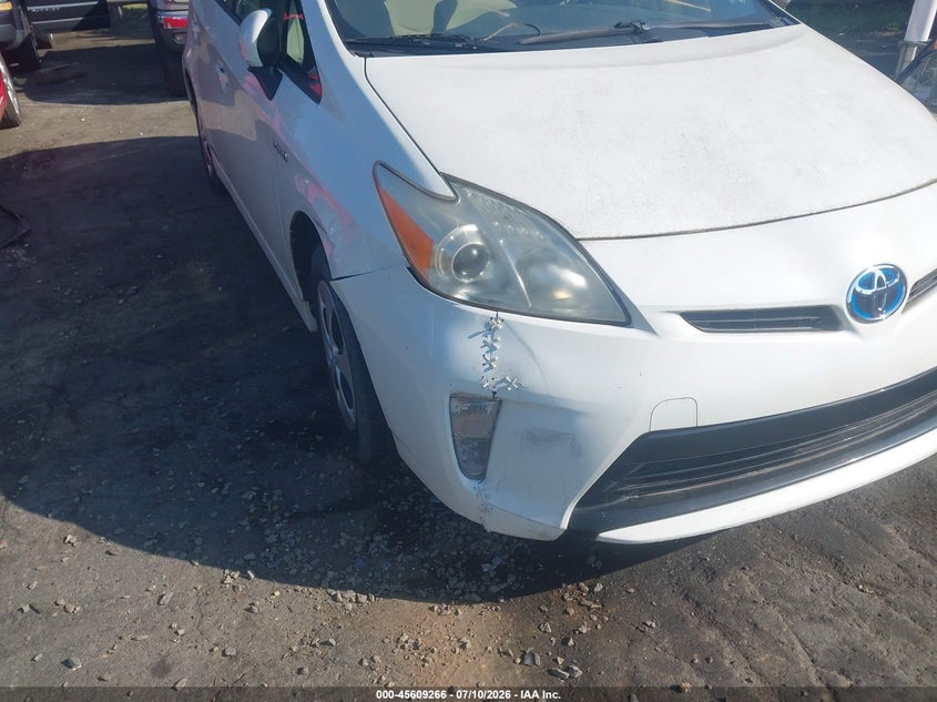 2013 Toyota Prius VIN JTDKN3DU2D5633844 IAAI salvage auction — NORMAL WEAR, Clear (North Carolina), sold $3,350 on 2026-07-16 (photo 6)