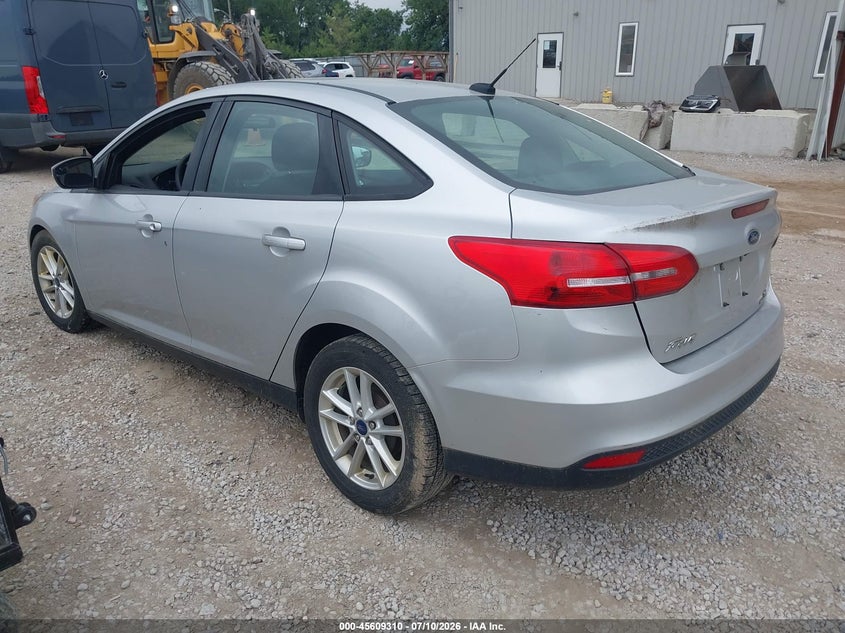 2016 Ford Focus VIN 1FADP3F21GL386594 IAAI salvage auction — NORMAL WEAR, Original (Ohio), sold $900 on 2026-08-01 (photo 3)