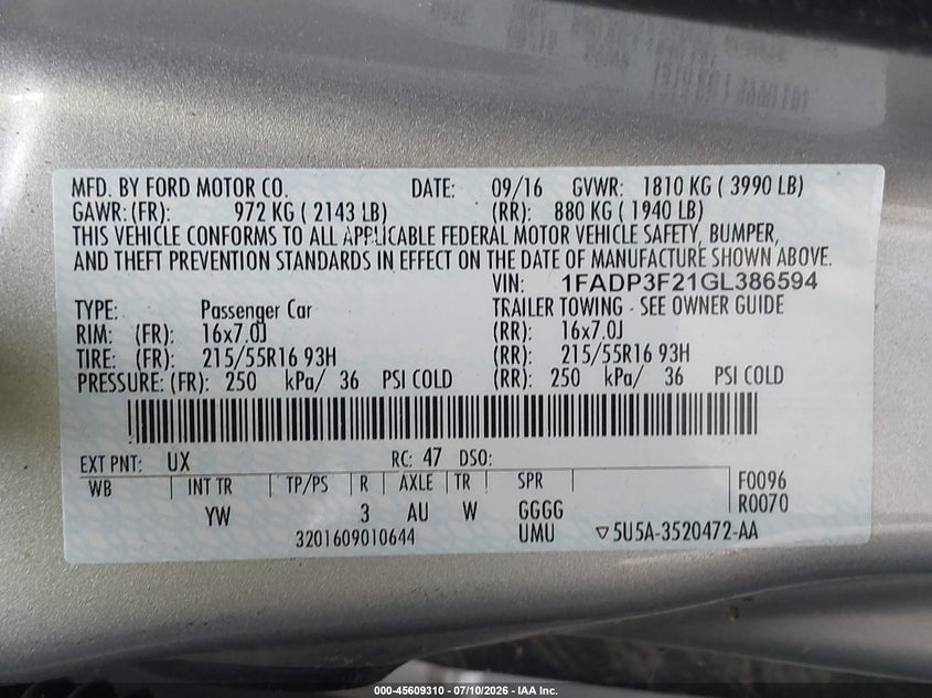 2016 Ford Focus VIN 1FADP3F21GL386594 IAAI salvage auction — NORMAL WEAR, Original (Ohio), sold $900 on 2026-08-01 (photo 9)