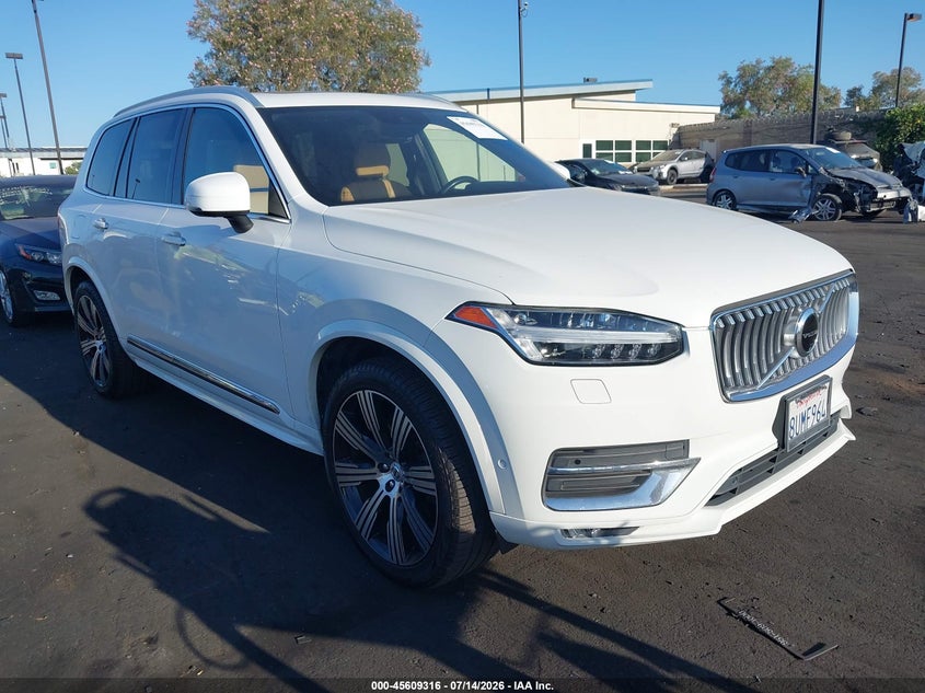 2021 Volvo Xc90 VIN YV4A22PL7M1709371 IAAI salvage auction — BIO HAZARD, Wait Title, sold $14,500 on 2026-08-14 (photo 1)