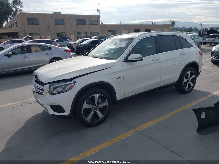 2019 Mercedes-benz Glc VIN WDC0G5EB8KF611018 IAAI salvage auction — FRONT END, Salvage (California), sold $9,000 on 2026-07-27 (photo 2)