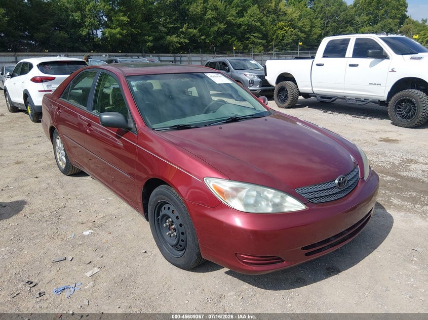 2002 Toyota Camry VIN JTDBF30K820039335 IAAI salvage auction — NORMAL WEAR, Clear (Tennessee), sold $300 on 2026-07-29 (photo 1)