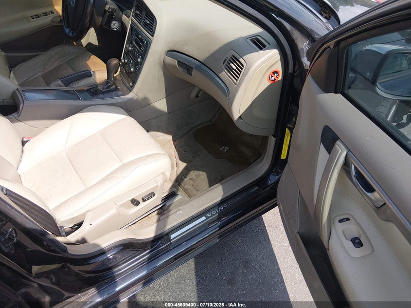 2006 Volvo S60 VIN YV1RS547362547356 IAAI salvage auction — NORMAL WEAR, Repossession Paperwork (Georgia), sold $275 on 2026-08-12 (photo 5)