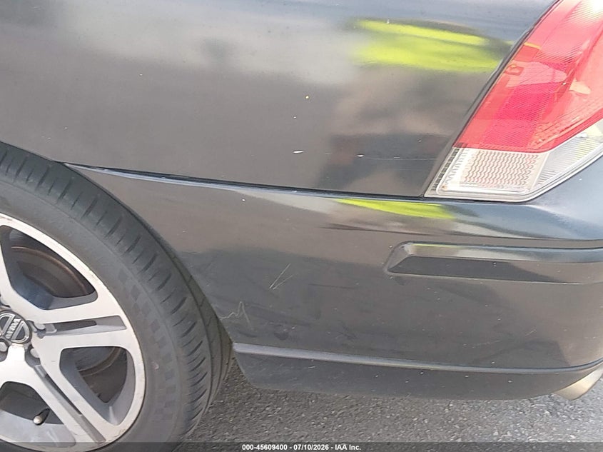 2006 Volvo S60 VIN YV1RS547362547356 IAAI salvage auction — NORMAL WEAR, Repossession Paperwork (Georgia), sold $275 on 2026-08-12 (photo 6)
