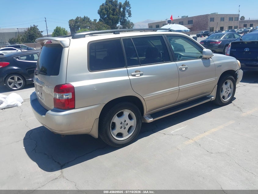 2005 Toyota Highlander VIN JTEEP21A150116203 IAAI salvage auction — NORMAL WEAR, Clear - Dealer Only (California), sold $875 on 2026-07-29 (photo 4)