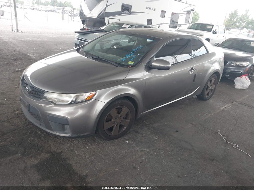 2011 Kia Forte VIN KNAFU6A2XB5441932 IAAI salvage auction — RIGHT SIDE, Salvage (California), sold $100 on 2026-07-28 (photo 2)