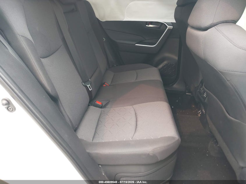 2025 Toyota Rav 4 VIN JTMRWRFV0SD310142 IAAI salvage auction — SIDE, Salvage (Massachusetts), sold $17,400 on 2026-08-22 (photo 8)