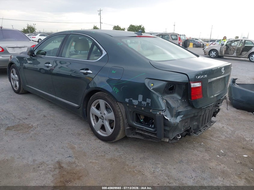 2007 Lexus Ls 460 VIN JTHBL46F175045625 IAAI salvage auction — REAR END, Salvage (California), sold $1,700 on 2026-07-30 (photo 3)