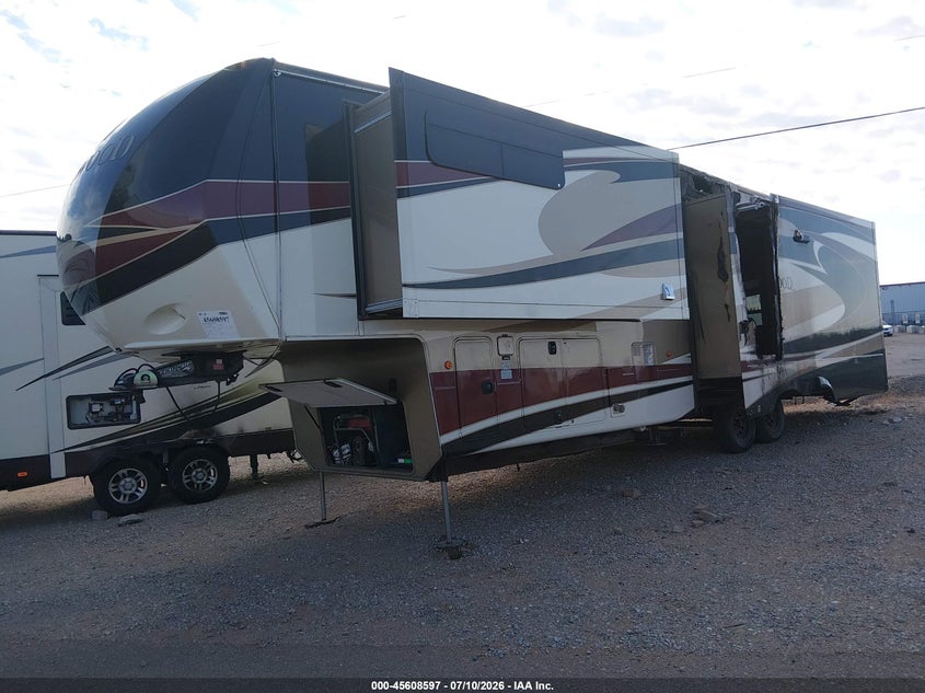 2012 Redwood Other VIN 4V0FC3620CR002123 IAAI salvage auction — Burn Interior, Original (Texas), sold $2,200 on 2026-07-15 (photo 2)