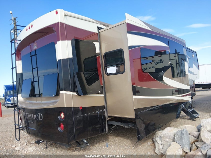 2012 Redwood Other VIN 4V0FC3620CR002123 IAAI salvage auction — Burn Interior, Original (Texas), sold $2,200 on 2026-07-15 (photo 4)