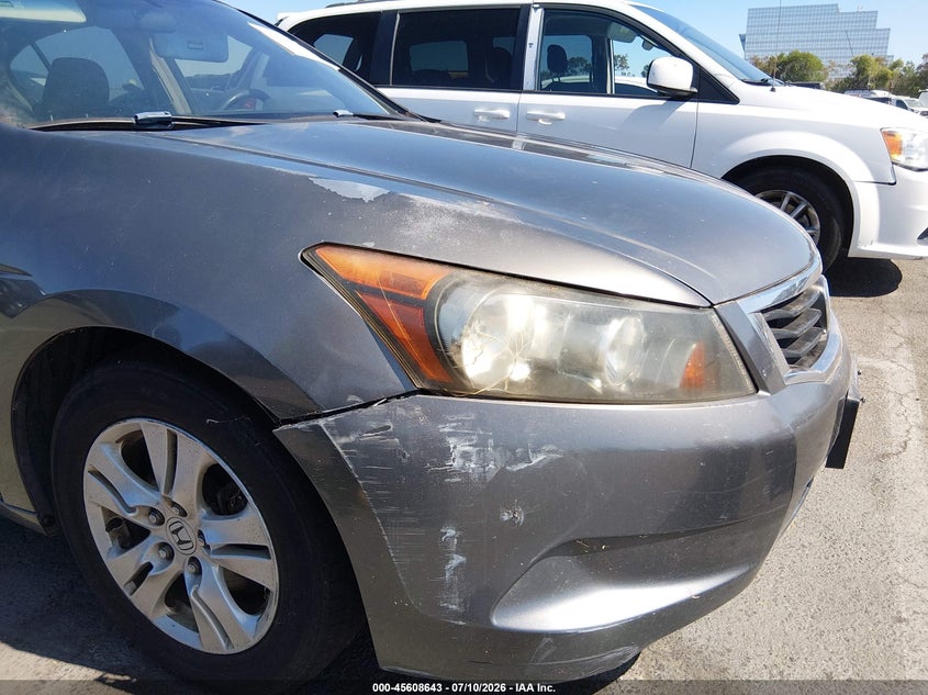 2008 Honda Accord VIN JHMCP26418C068041 IAAI salvage auction — NORMAL WEAR, Clear - Dealer Only (California), sold $700 on 2026-07-30 (photo 6)