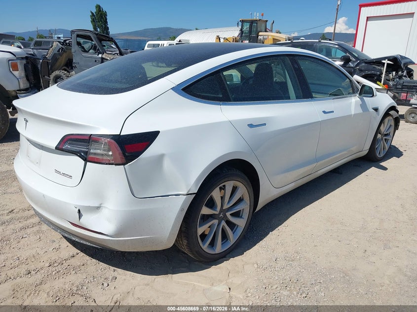 2018 Tesla Model 3 VIN 5YJ3E1EB1JF117832 IAAI salvage auction — LEFT FRONT, Wait Title, sold $5,550 on 2026-09-07 (photo 4)