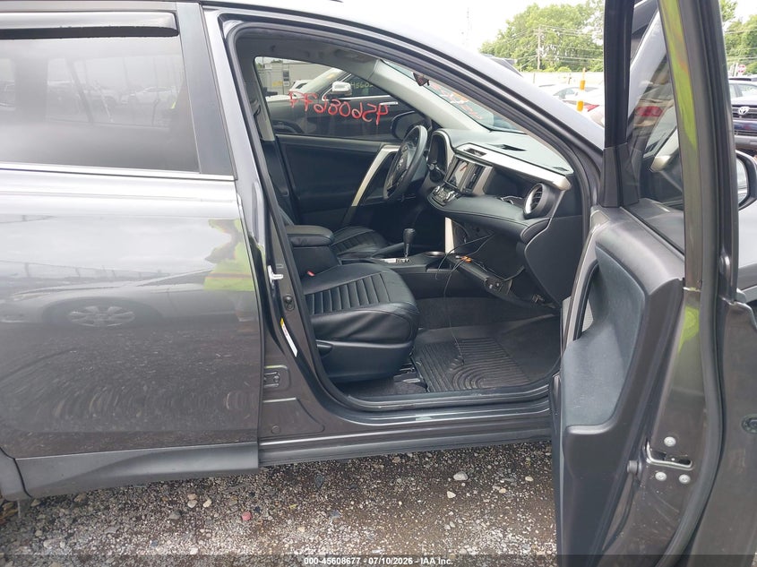 2015 Toyota Rav 4 VIN JTMRFREV0FD137648 IAAI salvage auction — NORMAL WEAR, Original (Ohio), sold $3,550 on 2026-07-30 (photo 5)