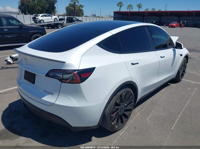 2024 Tesla Model y VIN 7SAYGDEF9RF081035 IAAI salvage auction — FRONT END, Wait Title, sold $12,800 on 2026-08-29 (photo 4)