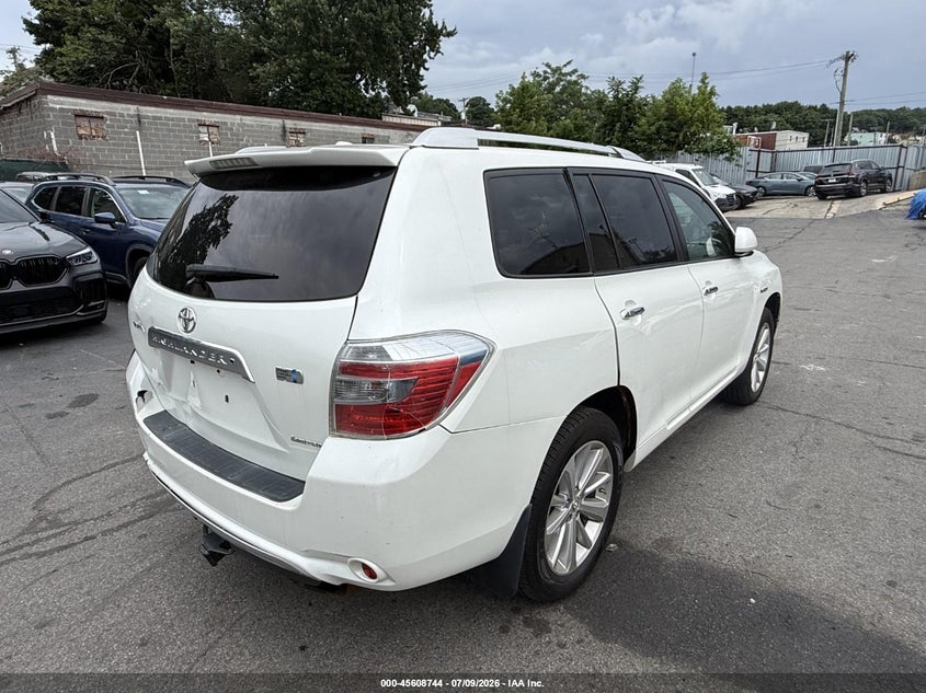 2009 Toyota Highlander hybrid VIN JTEEW44A592026301 IAAI salvage auction — REAR END, Clear (New York), sold $1,250 on 2026-07-29 (photo 4)