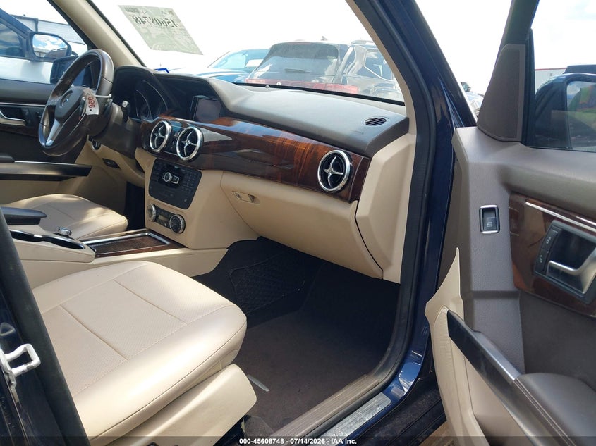 2014 Mercedes-benz Glk-class VIN WDCGG8JB3EG160990 IAAI salvage auction — NORMAL WEAR, Original (Texas), sold $875 on 2026-07-21 (photo 5)