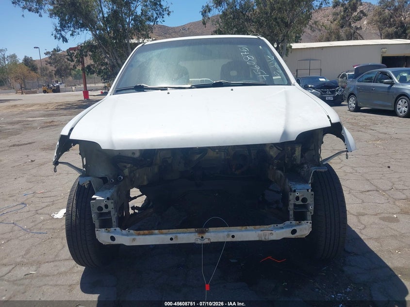 2000 Honda Cr-v VIN JHLRD2846YC010348 IAAI salvage auction — NORMAL WEAR, Clear - Dealer Only (California), sold $100 on 2026-07-28 (photo 6)