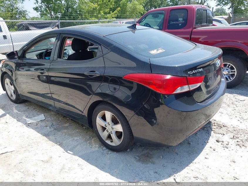2013 Hyundai Elantra VIN KMHDH4AE5DU681830 IAAI salvage auction — NORMAL WEAR, Clear (Illinois), sold $450 on 2026-07-28 (photo 3)