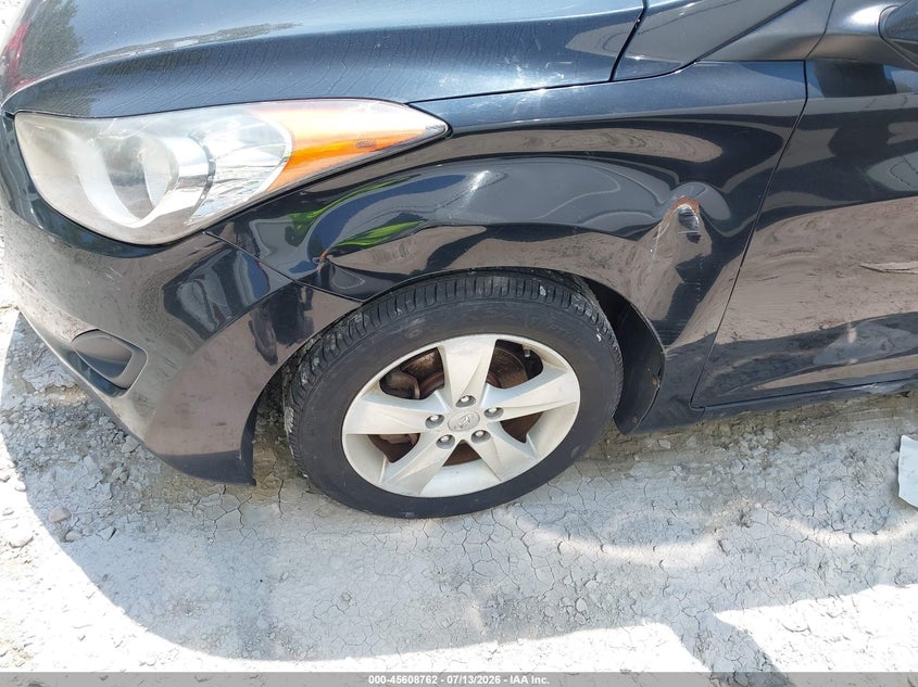 2013 Hyundai Elantra VIN KMHDH4AE5DU681830 IAAI salvage auction — NORMAL WEAR, Clear (Illinois), sold $450 on 2026-07-28 (photo 6)