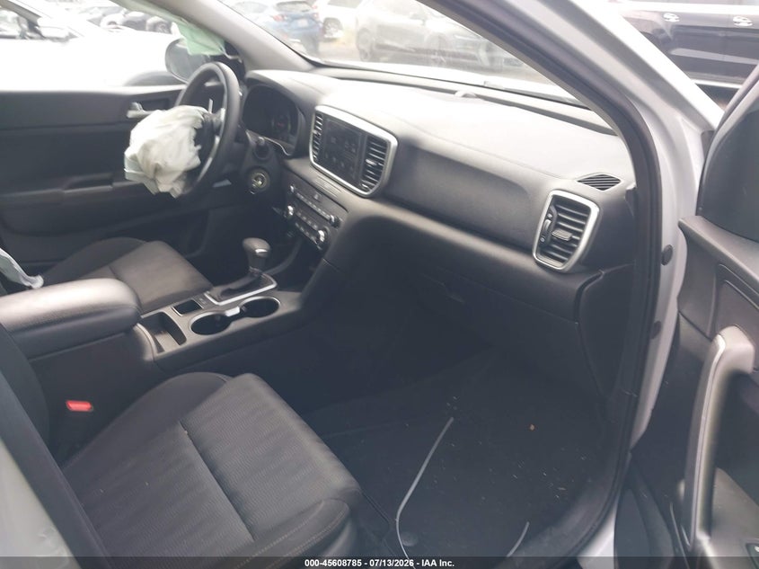 2020 Kia Sportage VIN KNDPM3AC5L7739857 IAAI salvage auction — FRONT END, Salvage Title, sold $2,500 on 2026-08-29 (photo 5)