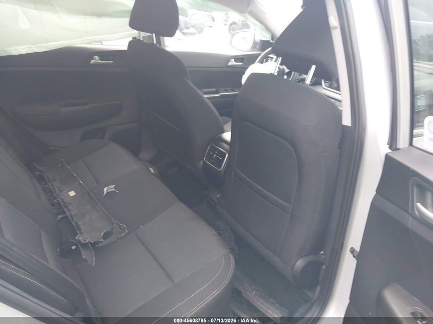 2020 Kia Sportage VIN KNDPM3AC5L7739857 IAAI salvage auction — FRONT END, Salvage Title, sold $2,500 on 2026-08-29 (photo 8)